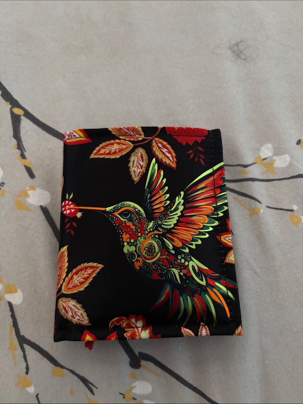 Men's Black Hummingbird Pattern Wallet - Vibrant Multicolor Design